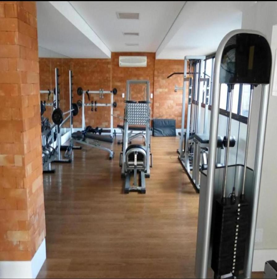 Apartamento com Varanda