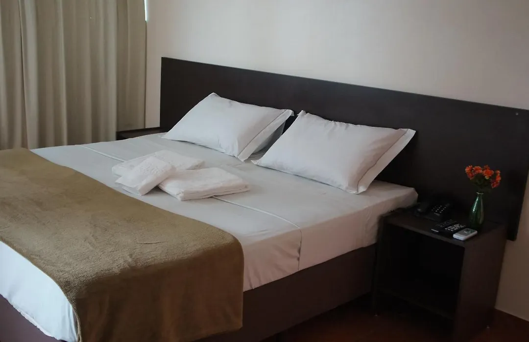Pinheiros Hotel-1