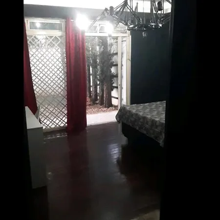 Quartos Privativos Marista Piscina Churrasqueira-2