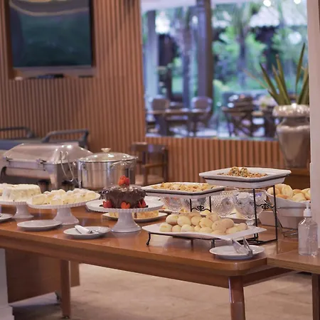 Castelo Inn Hotel-2