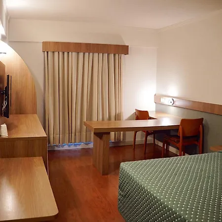 Strassen Hotel-3