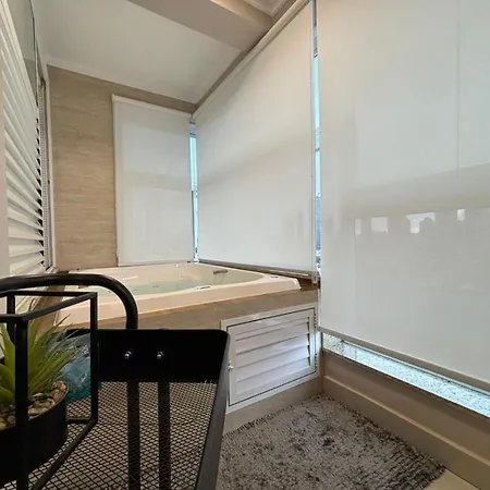 01 Qt.| 2 Hosp. | Linda Vista | Jacuzzi Privativa-3